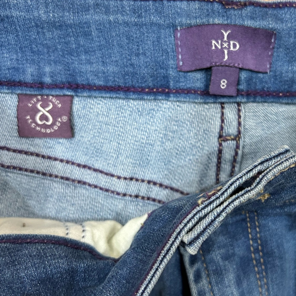 NWT NYDJ Flare Jeans Light Blue 8 - Picture 11 of 11